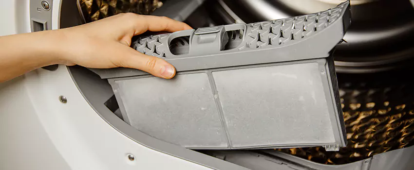 Signs Of A Clogged Dryer Lint Trap in Redmond, Oregon